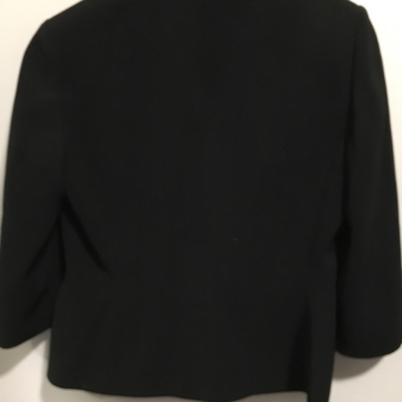 Tahari Black Blazer - Picture 5 of 6